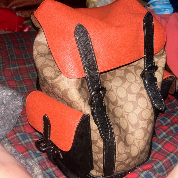 Authentic COACH Hudson Inblock backpack - Picture 4 of 5